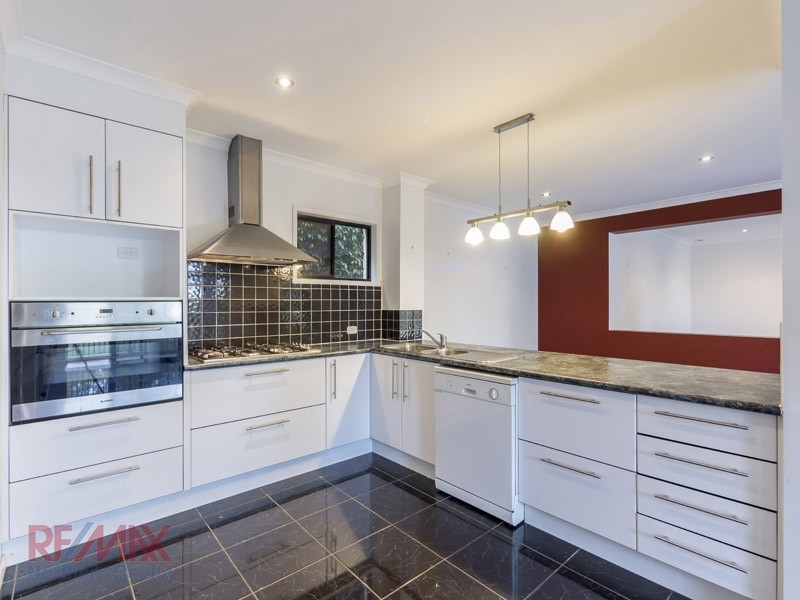 25 alberic ct, Eatons Hill QLD 4037