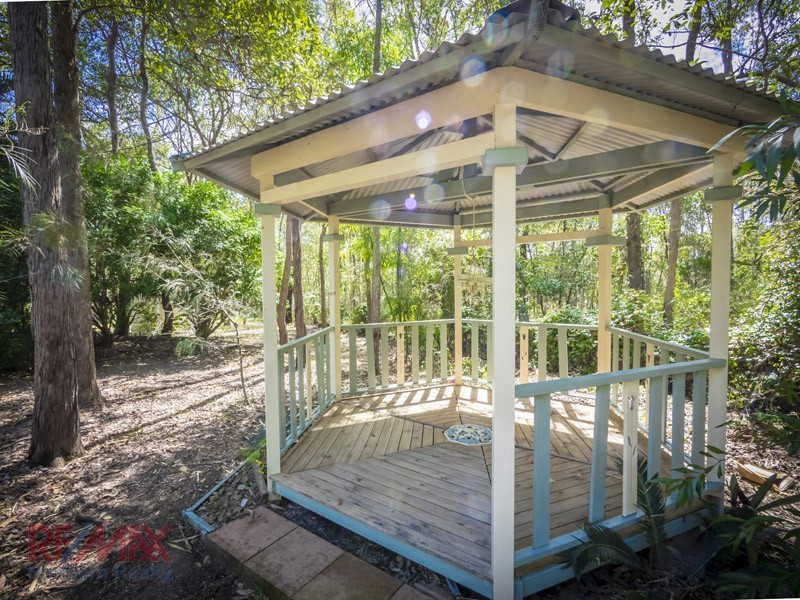 1 Harrier Place, Warner QLD 4500