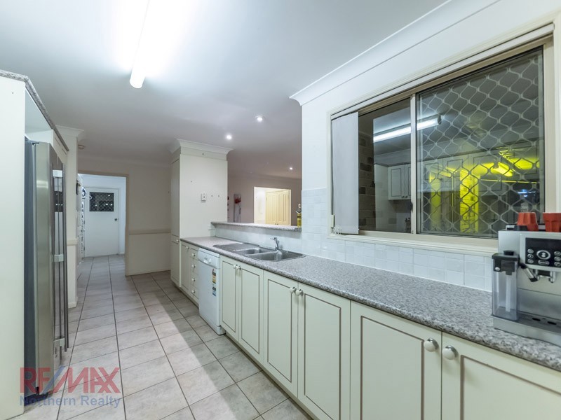 1 Harrier Place, Warner QLD 4500