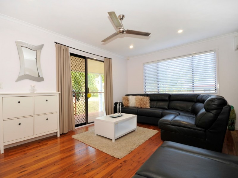 37 Teenan Street, Ferny Hills QLD 4055