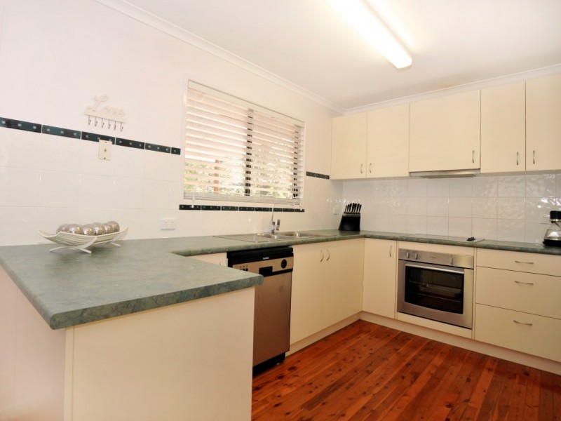 37 Teenan Street, Ferny Hills QLD 4055