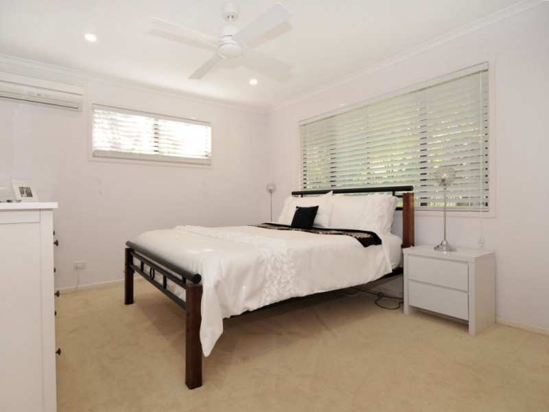 37 Teenan Street, Ferny Hills QLD 4055