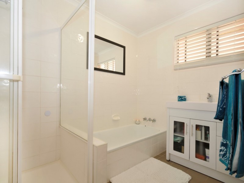 37 Teenan Street, Ferny Hills QLD 4055