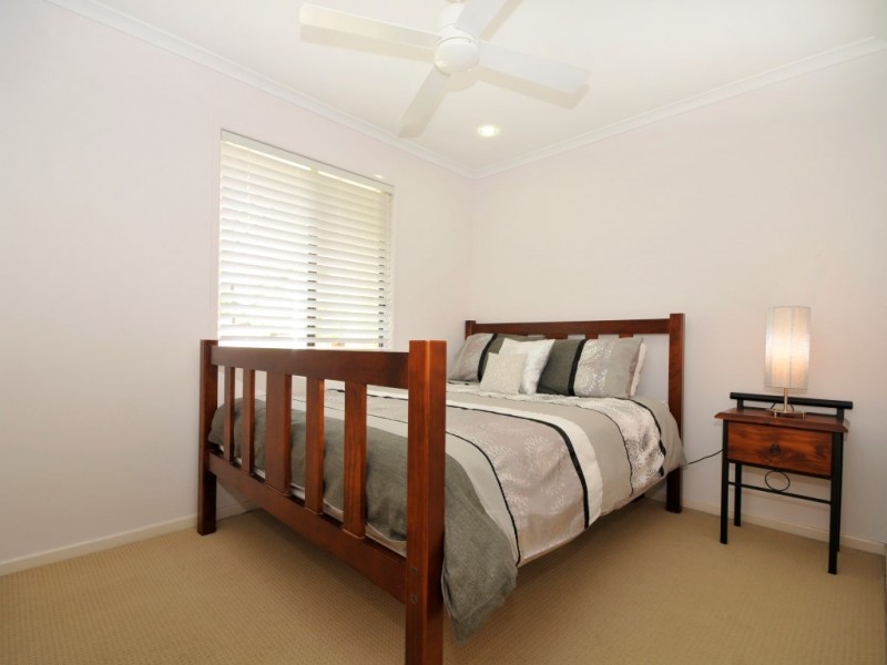 37 Teenan Street, Ferny Hills QLD 4055