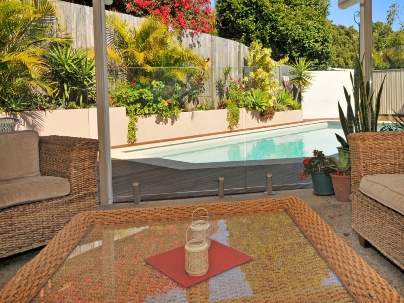 5 Brandy Court, Eatons Hill QLD 4037