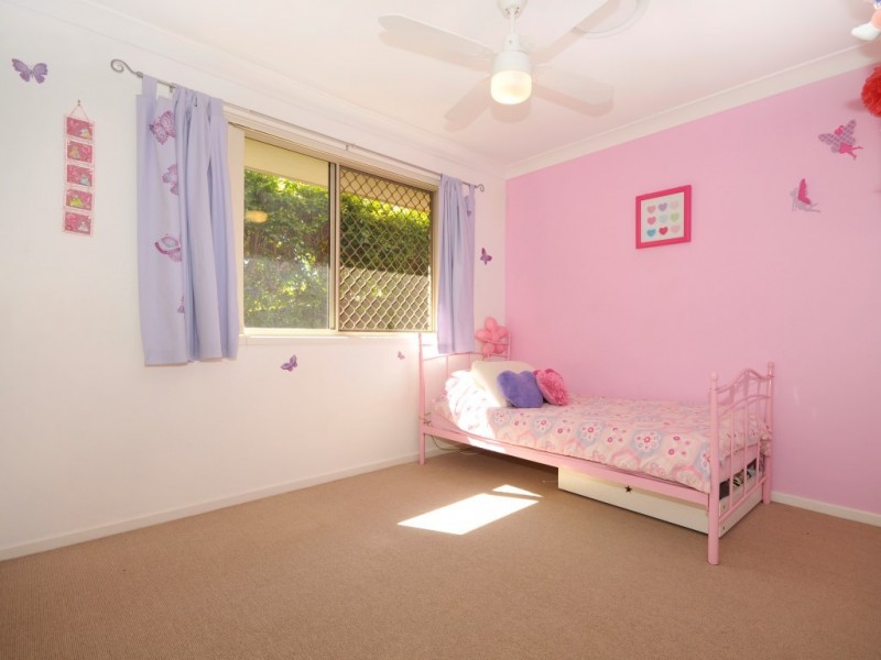 5 Brandy Court, Eatons Hill QLD 4037