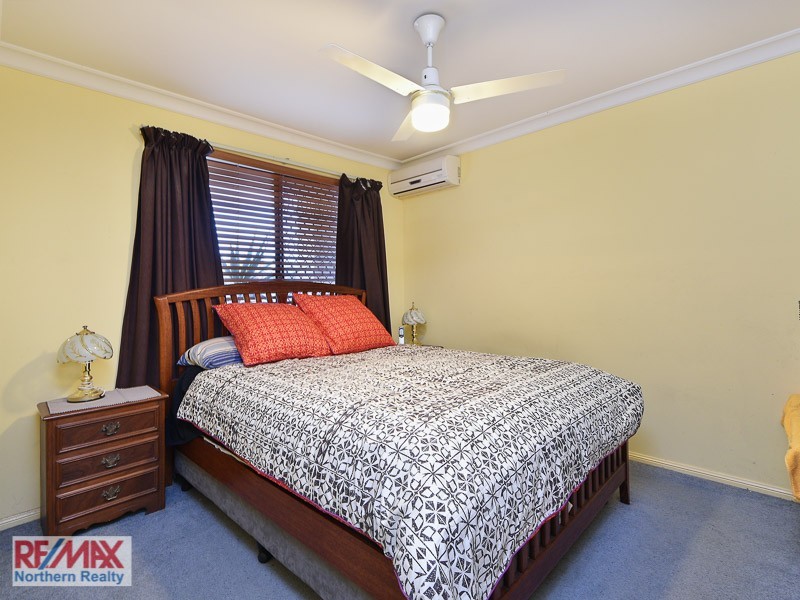 87 Hillenvale Ave, Arana Hills QLD 4054