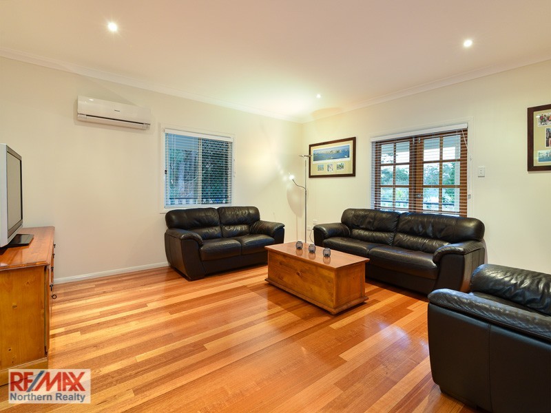 17 Whipbird Court, Cashmere QLD 4500