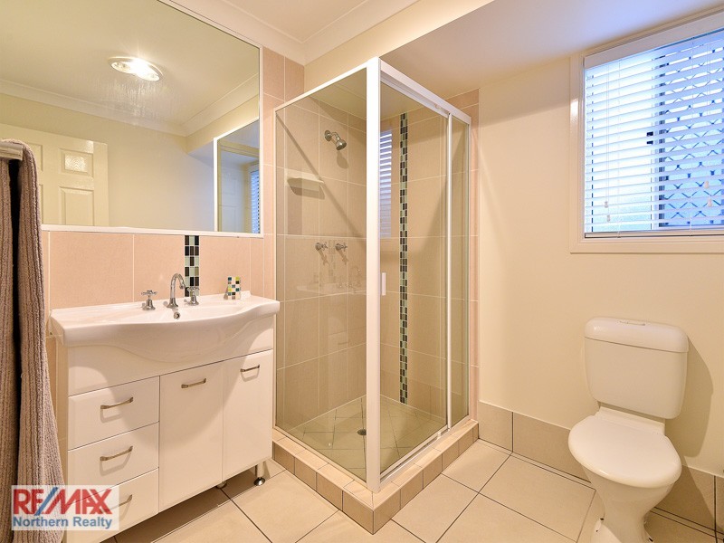 17 Whipbird Court, Cashmere QLD 4500