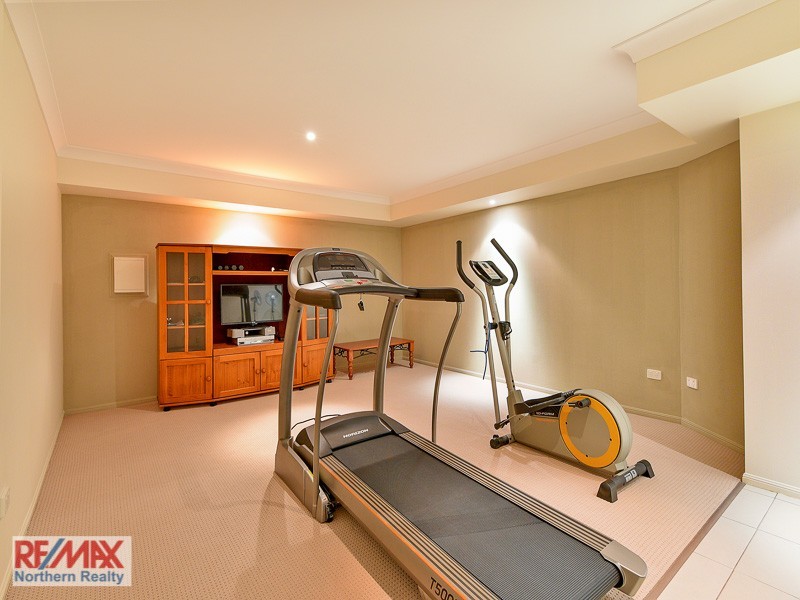 17 Whipbird Court, Cashmere QLD 4500