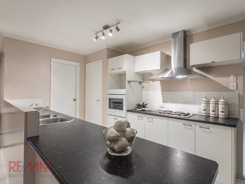 9 Canopy Cl, Warner QLD 4500