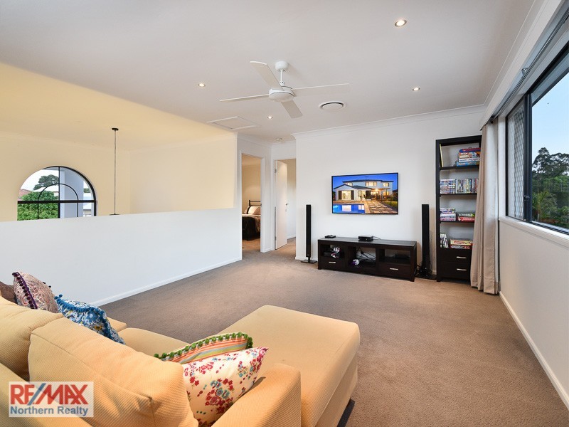 34 Pine Valley Drive, Joyner QLD 4500