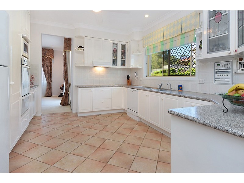 116 Bangalow St, Bridgeman Downs QLD 4035