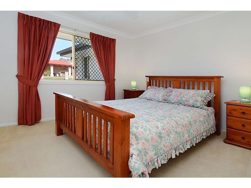 116 Bangalow St, Bridgeman Downs QLD 4035