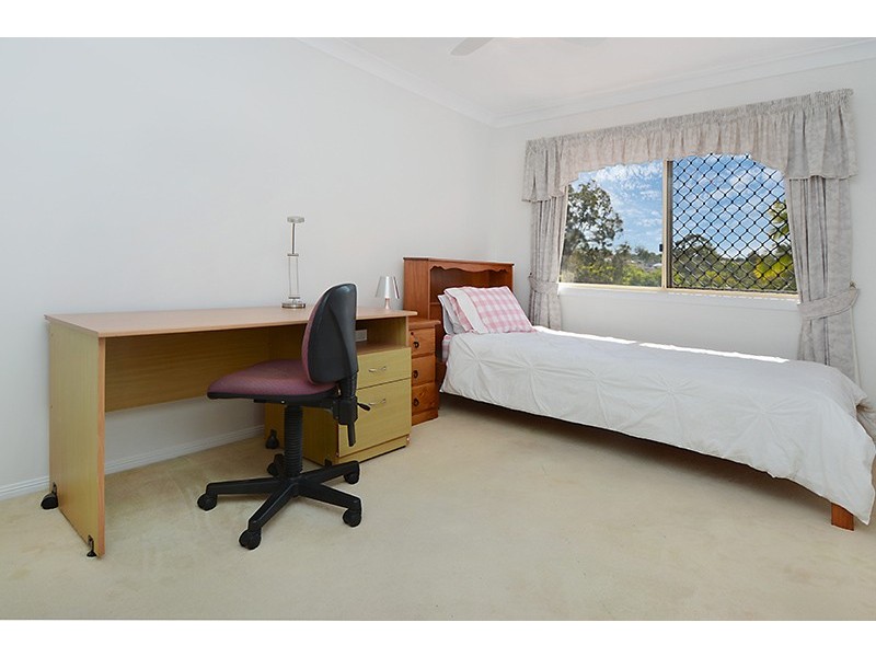 116 Bangalow St, Bridgeman Downs QLD 4035