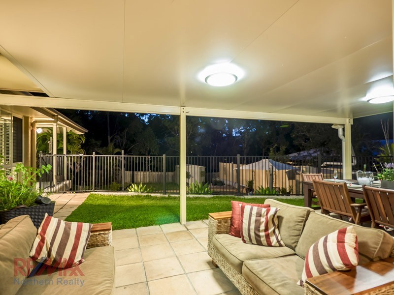 4 Lambertia Ct, Albany Creek QLD 4035