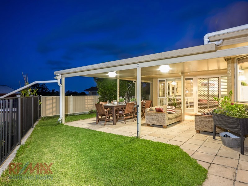 4 Lambertia Ct, Albany Creek QLD 4035