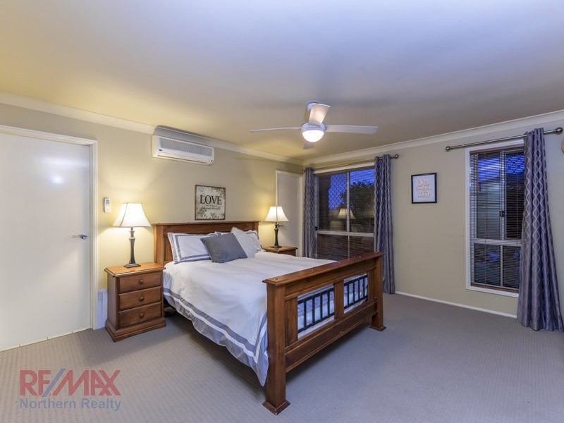 4 Lambertia Ct, Albany Creek QLD 4035