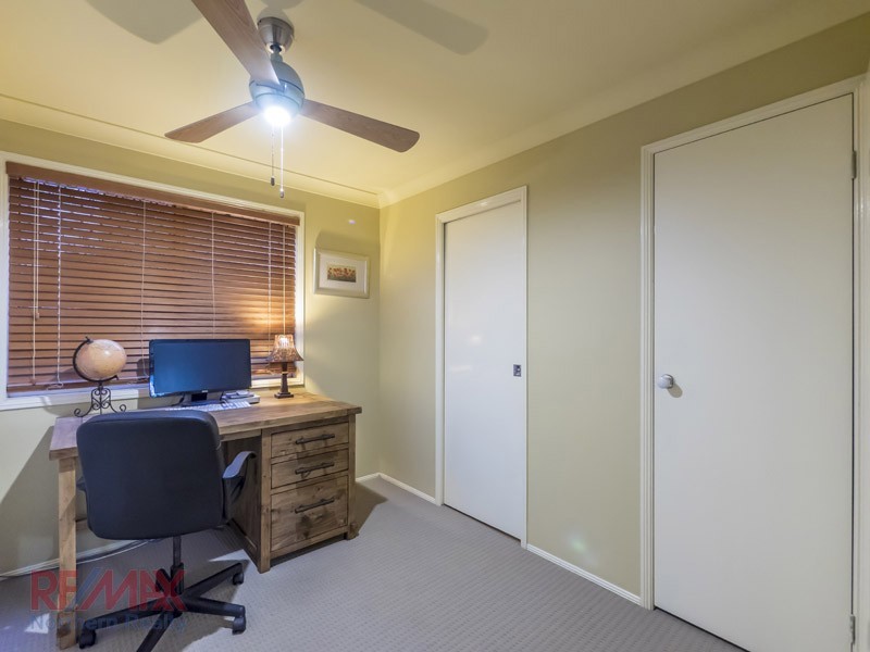 4 Lambertia Ct, Albany Creek QLD 4035