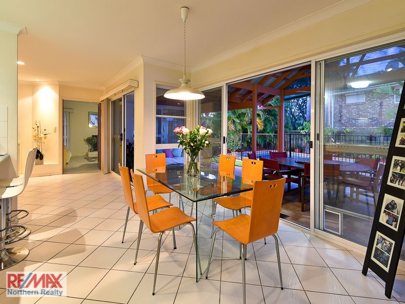 70 Oxford Crescent, Bridgeman Downs QLD 4035