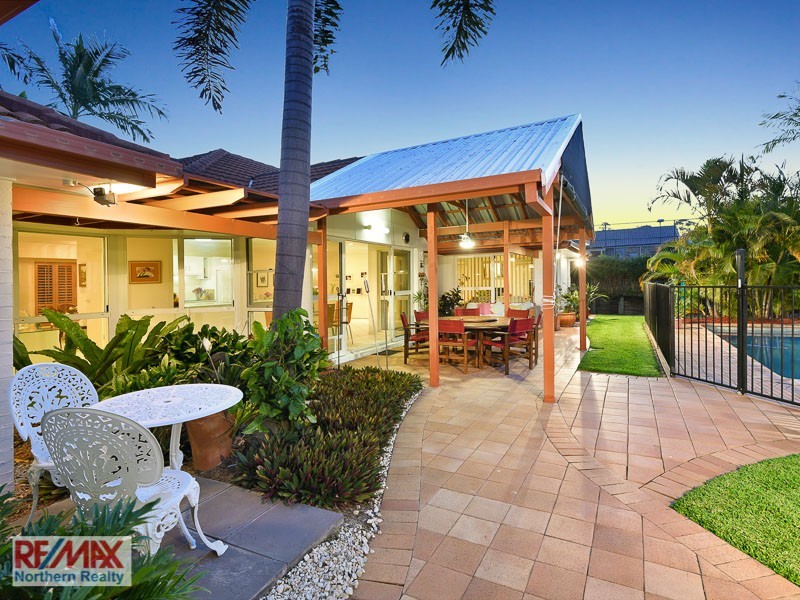 70 Oxford Crescent, Bridgeman Downs QLD 4035