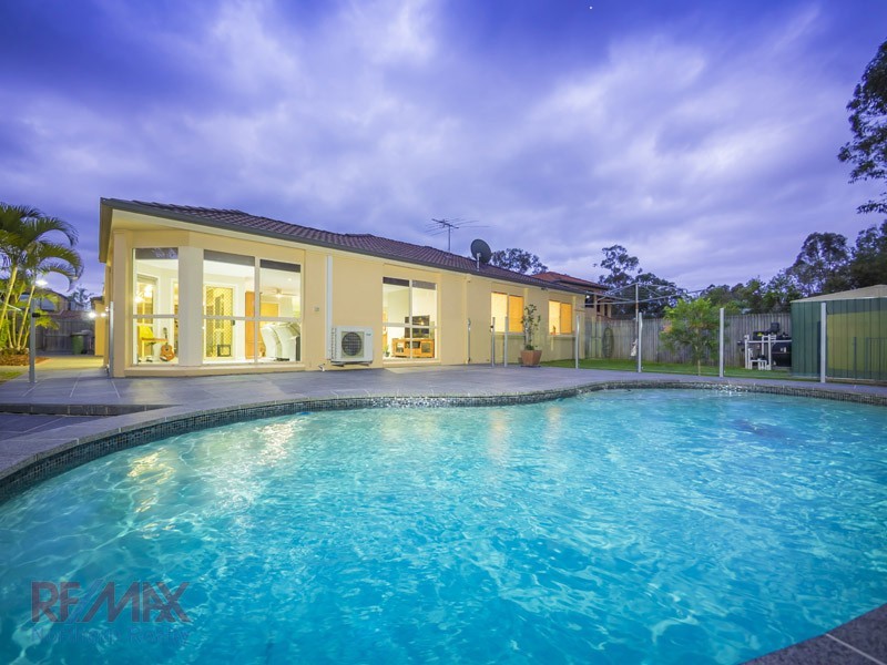 7 Mahogany Drive, Albany Creek QLD 4035