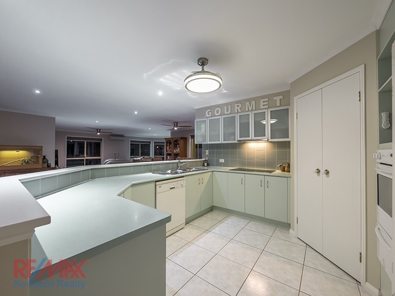 7 Mahogany Drive, Albany Creek QLD 4035