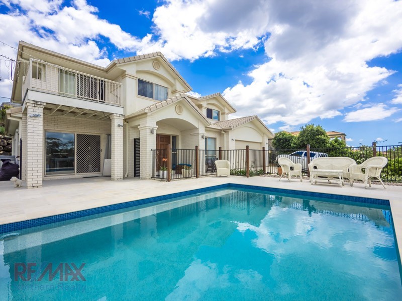 24 Silkyoak Way, Albany Creek QLD 4035