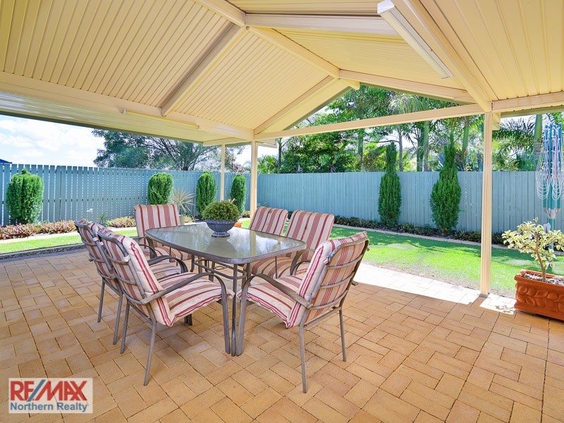 9 Meilland Court, Eatons Hill QLD 4037