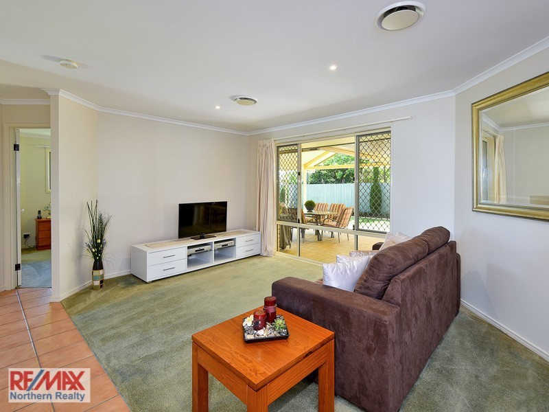 9 Meilland Court, Eatons Hill QLD 4037