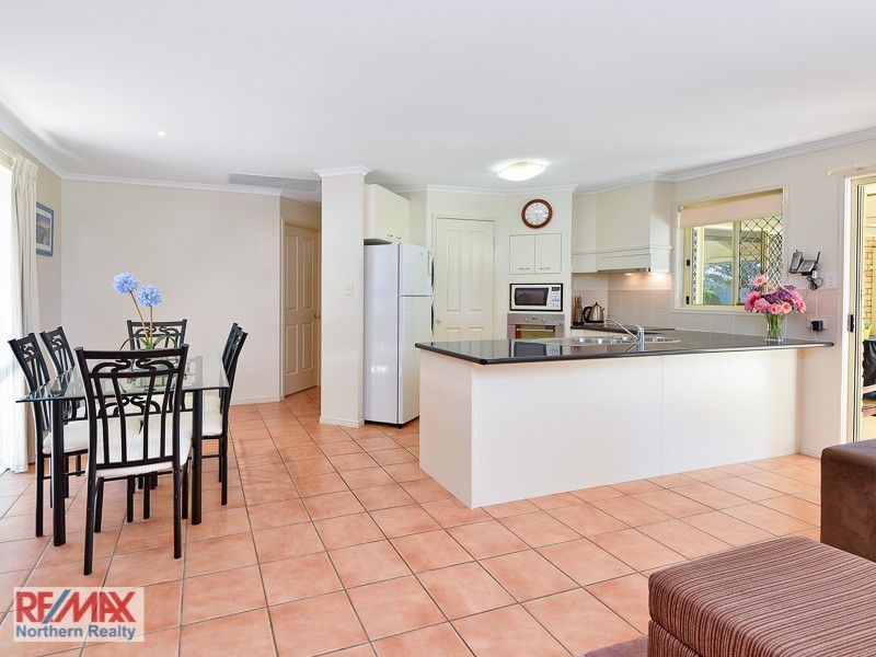 9 Meilland Court, Eatons Hill QLD 4037