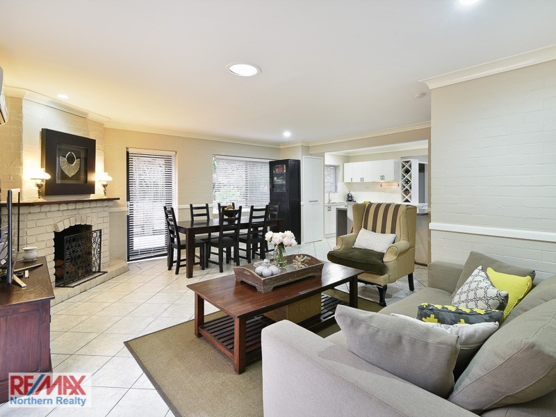 16 Towri Street, Ferny Hills QLD 4055