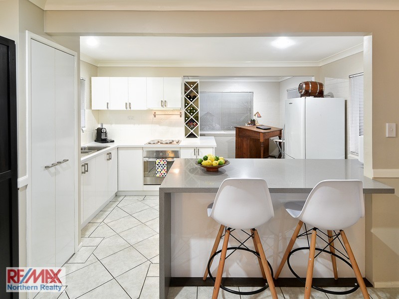 16 Towri Street, Ferny Hills QLD 4055