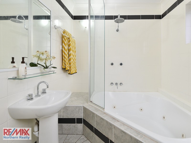 16 Towri Street, Ferny Hills QLD 4055