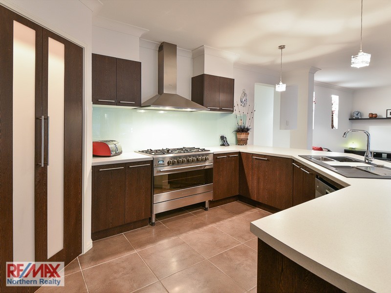 68 Corvus Drive, Cashmere QLD 4500