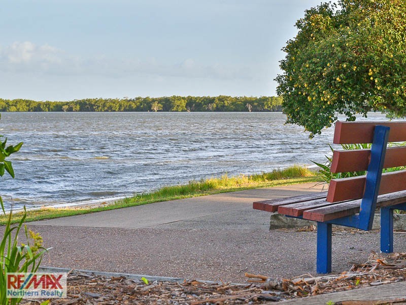 75 Esplanade, Deception Bay QLD 4508