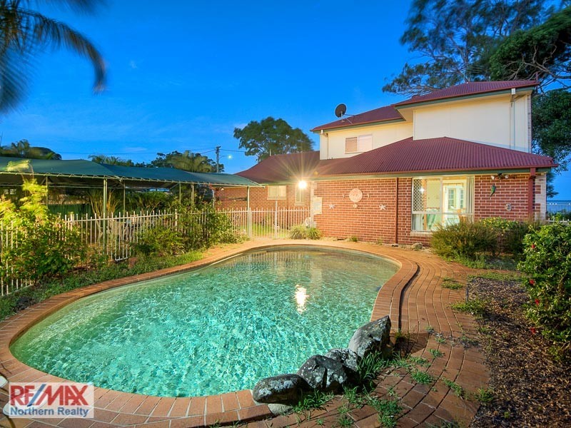 75 Esplanade, Deception Bay QLD 4508