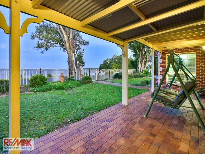 75 Esplanade, Deception Bay QLD 4508