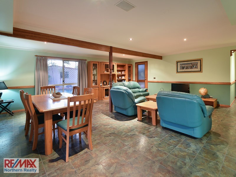 75 Esplanade, Deception Bay QLD 4508