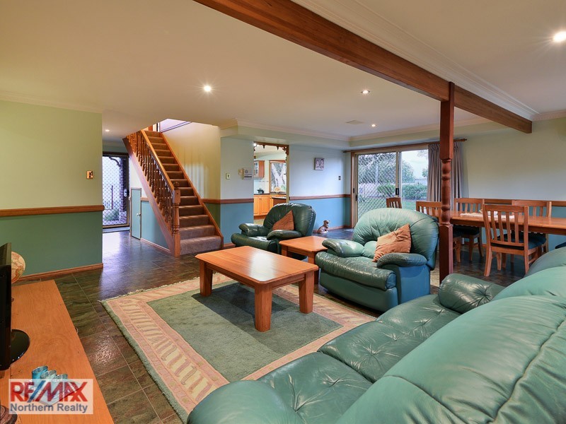 75 Esplanade, Deception Bay QLD 4508