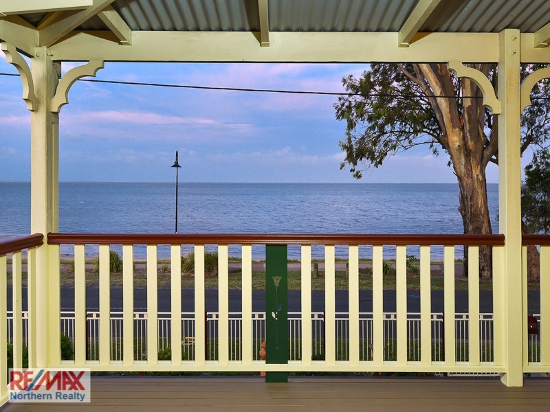 75 Esplanade, Deception Bay QLD 4508