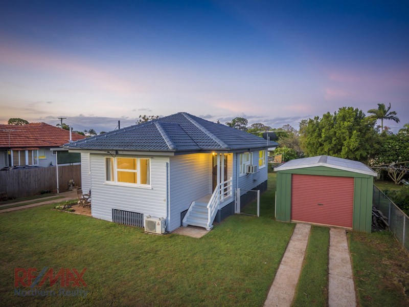 4 Tulip St, Lawnton QLD 4501