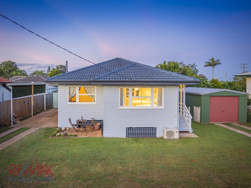 4 Tulip St, Lawnton QLD 4501