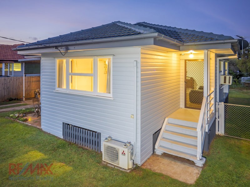 4 Tulip St, Lawnton QLD 4501
