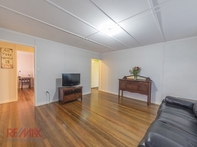 4 Tulip St, Lawnton QLD 4501