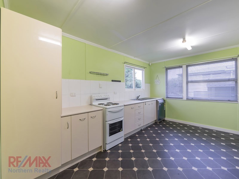 4 Tulip St, Lawnton QLD 4501