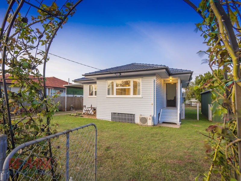 4 Tulip St, Lawnton QLD 4501