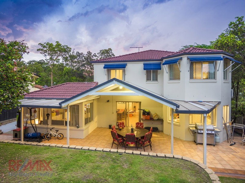 33 COWRIE PDE, Albany Creek QLD 4035