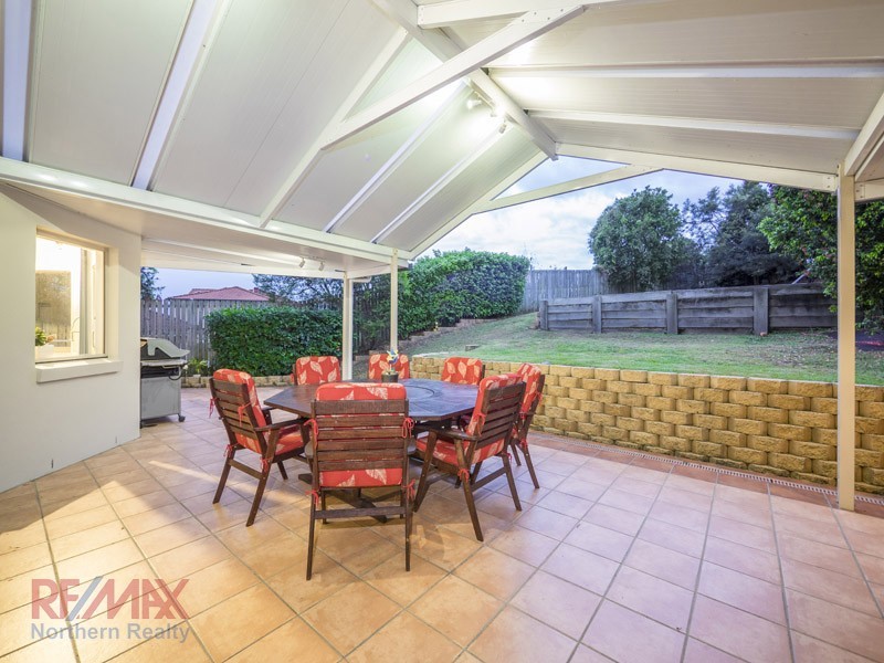 33 COWRIE PDE, Albany Creek QLD 4035