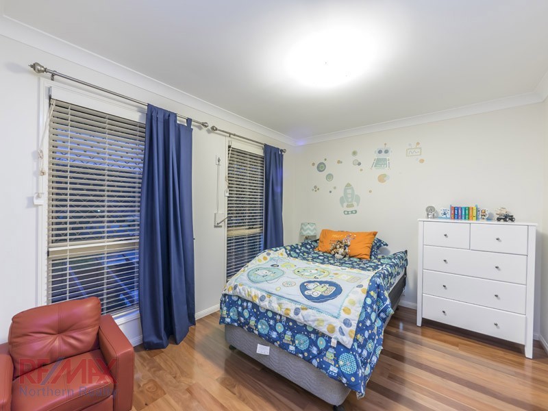 33 COWRIE PDE, Albany Creek QLD 4035